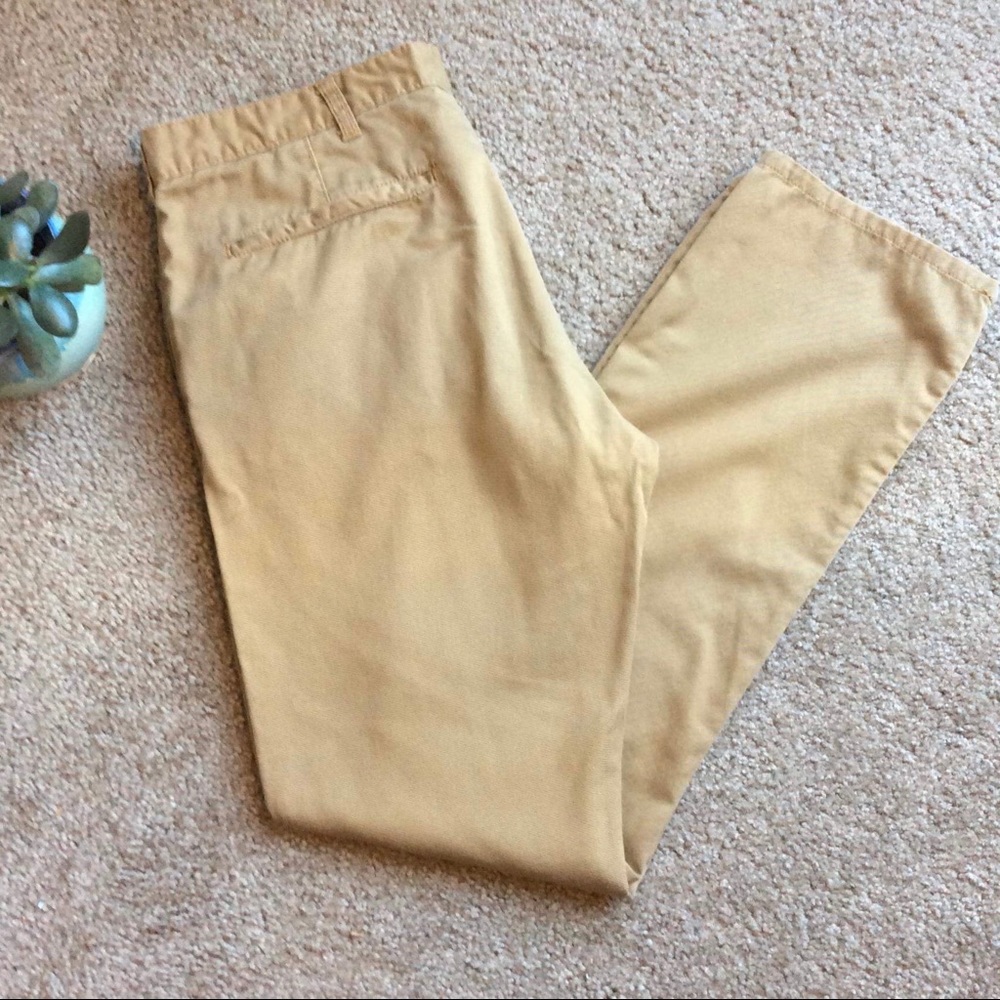 California Republic men’s khaki chinos